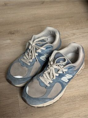 New Balance 2002R Blue and Beige Casual Athletic Sneakers